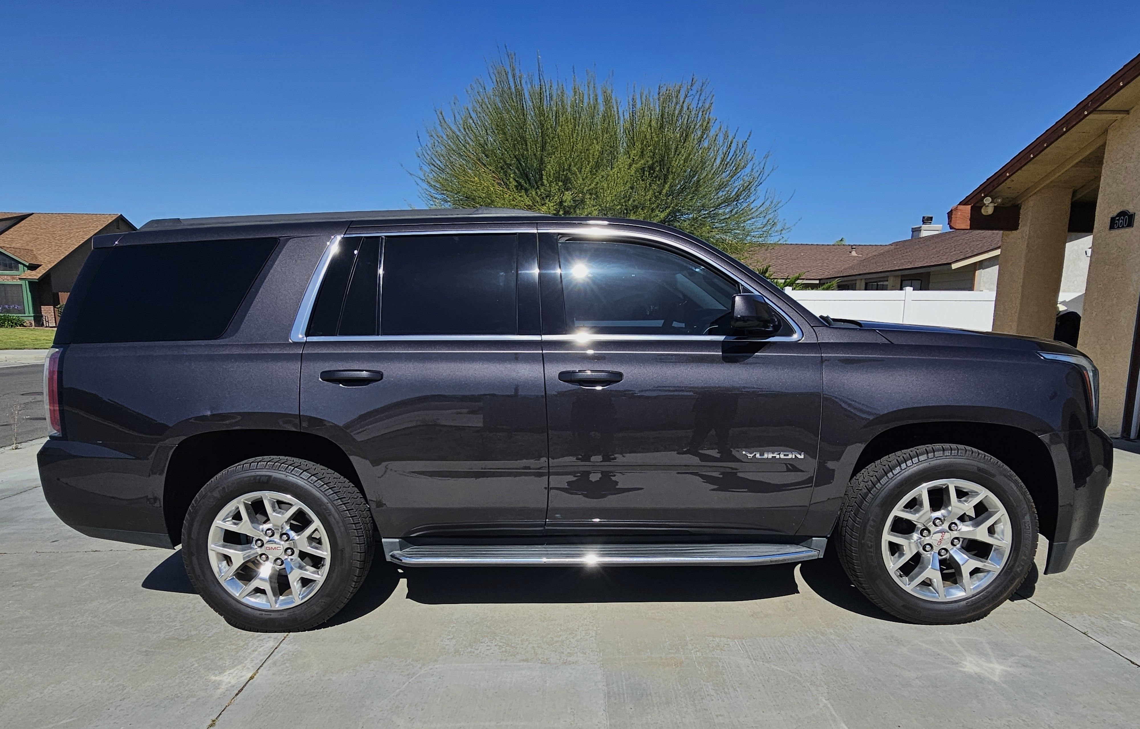 Used 2015 GMC Yukon SLE w/ Convenience Package RWD image 13