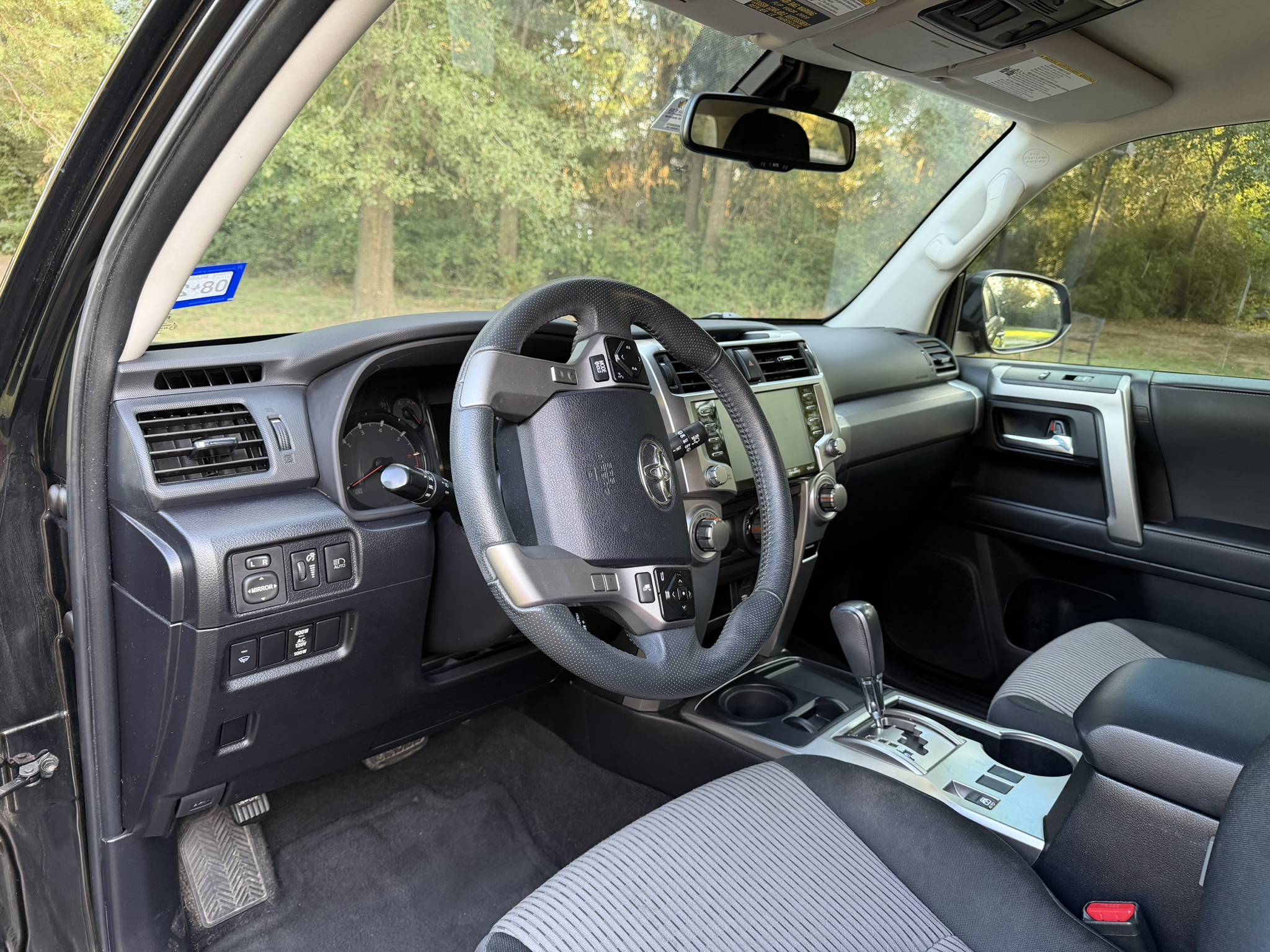Used 2020 Toyota 4Runner SR5 RWD image 11