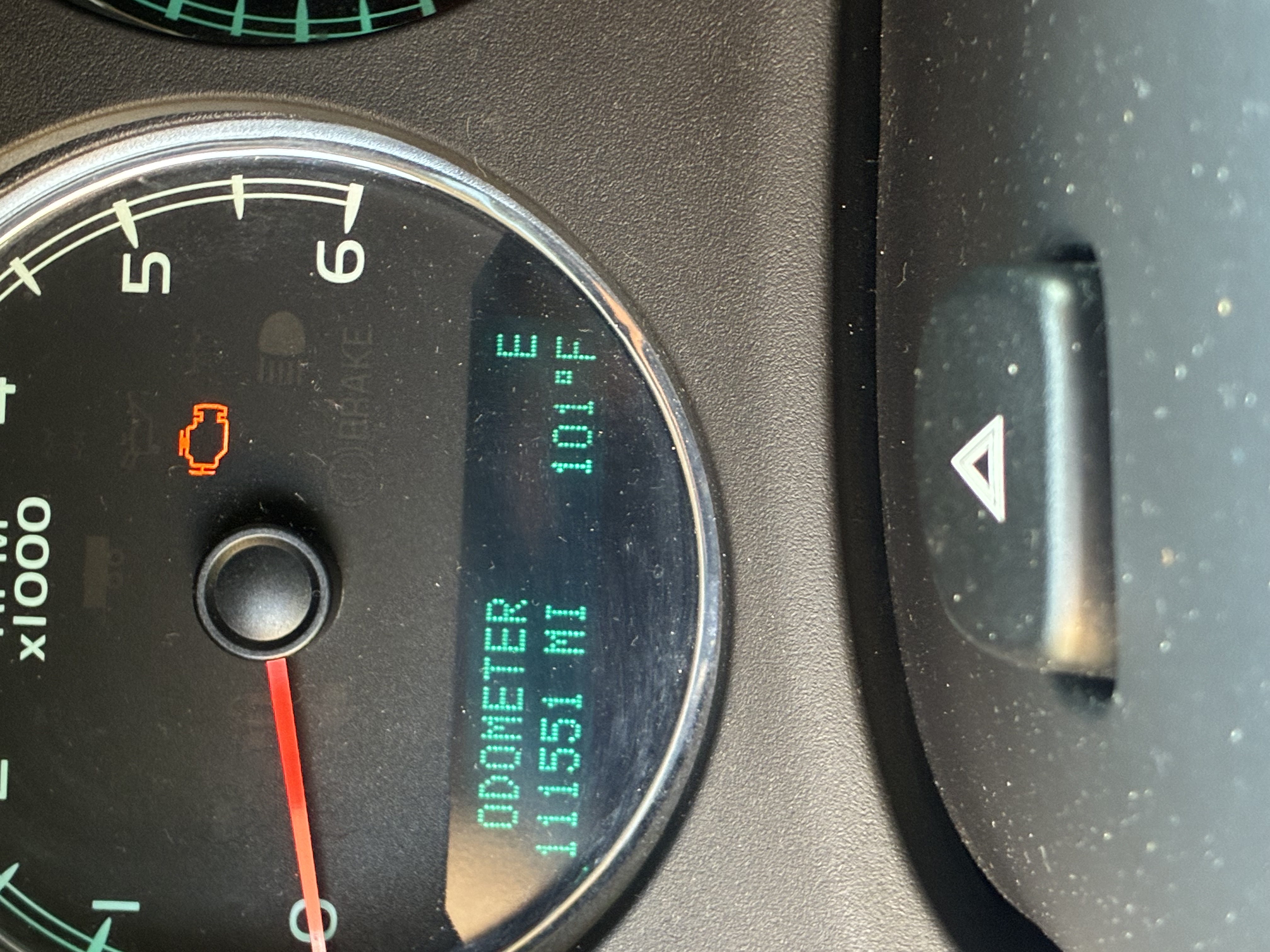 Used 2012 Chevrolet Avalanche LTZ AWD/4WD image 16