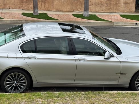 Used 2011 BMW 740Li RWD image 1
