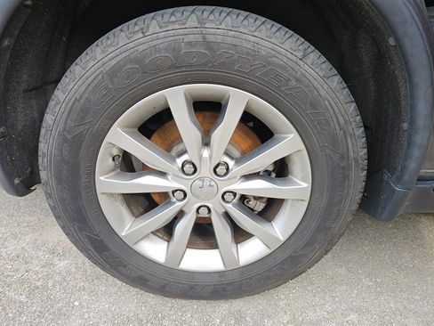 Used 2018 Dodge Durango SXT w/ 3rd Row Seating Group image 31