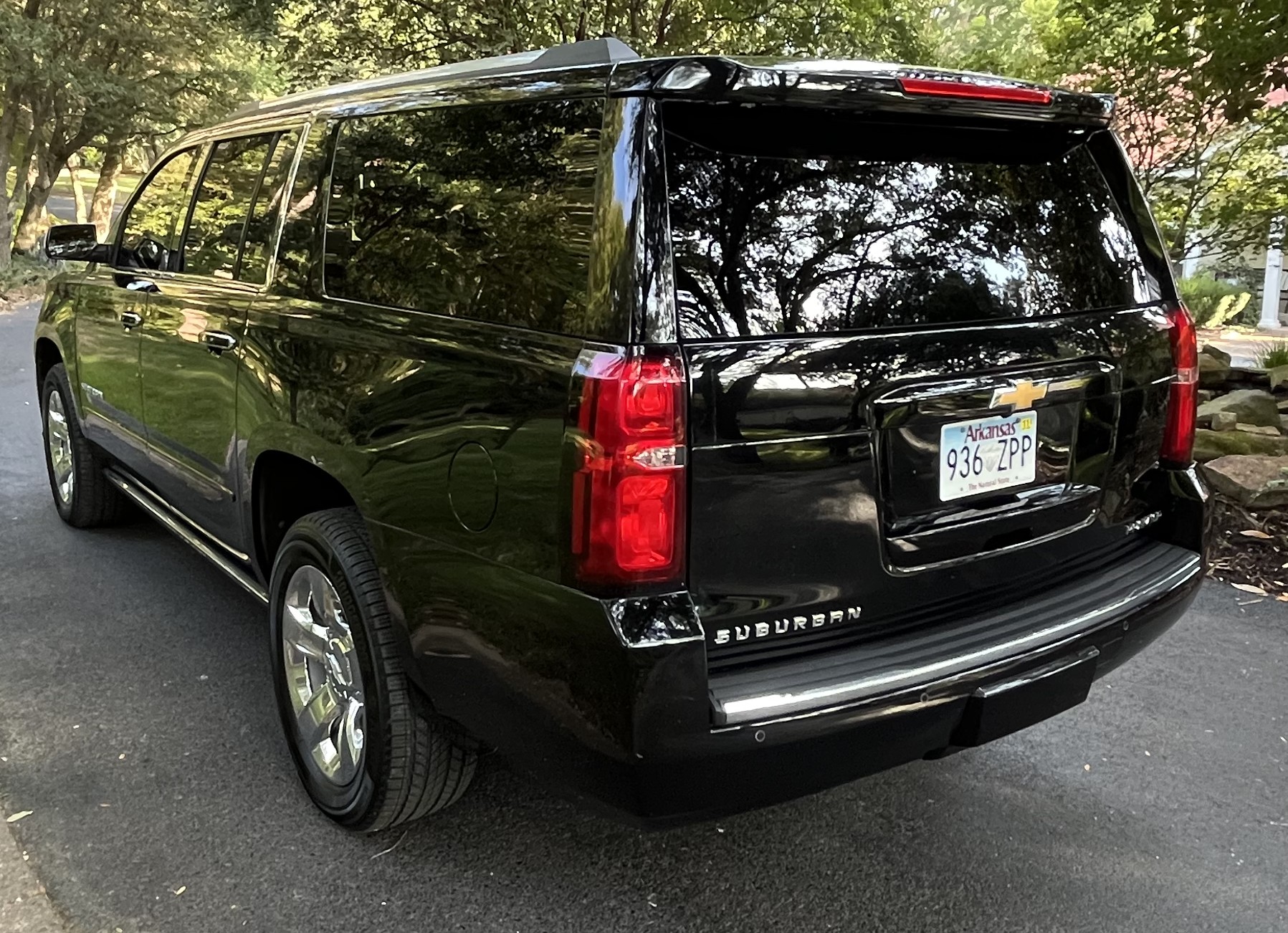 Used 2018 Chevrolet Suburban Premier AWD/4WD image 5