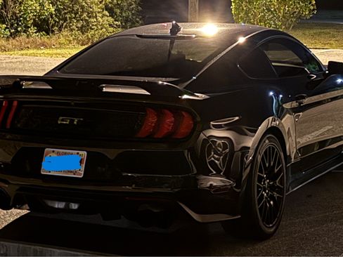 Used 2022 Ford Mustang GT Premium w/ GT Performance Package image 4