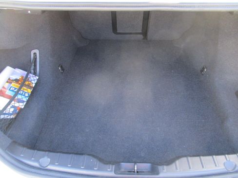 Used 2012 BMW 535i xDrive Sedan image 9