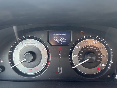 Used 2013 Honda Odyssey Touring image 2