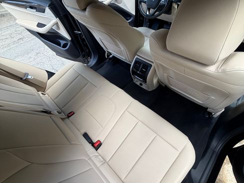 Used 2019 BMW X3 sDrive30i w/ Driving Assistance Package RWD image 16