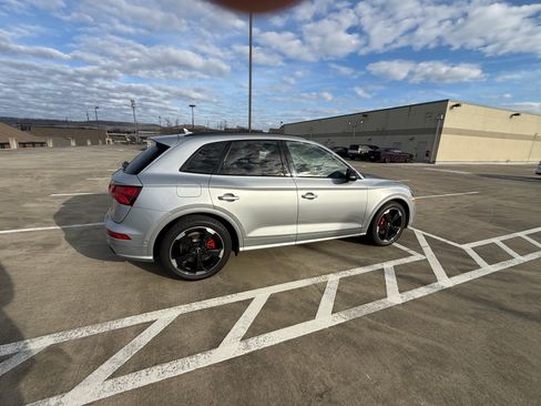 Used 2019 Audi SQ5 Prestige image 8