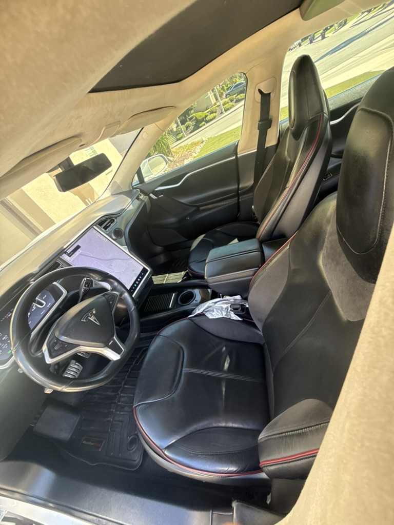 Used 2013 Tesla Model S Performance RWD image 8