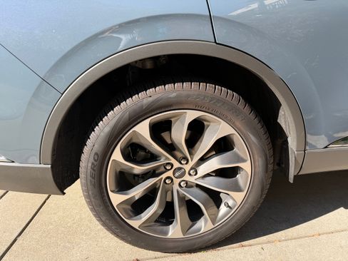 Used 2025 Lincoln Aviator Reserve image 10