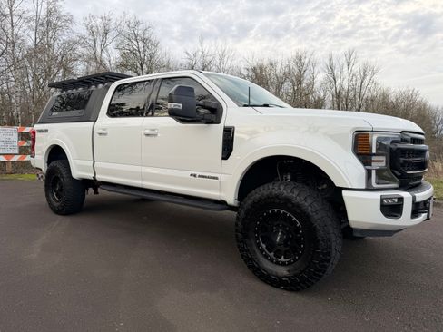 Used 2020 Ford F250 Lariat image 4