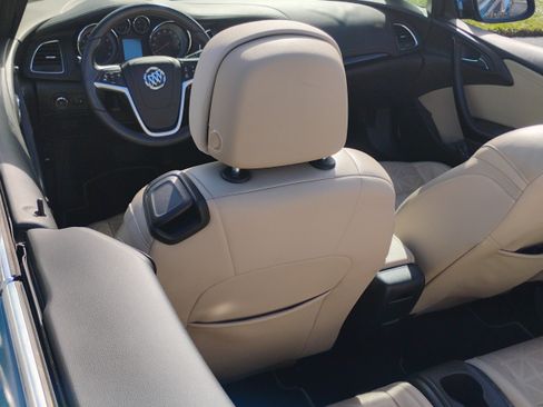 Used 2016 Buick Cascada Premium image 9