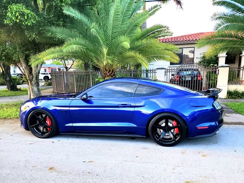 Used 2015 Ford Mustang GT Premium image 15