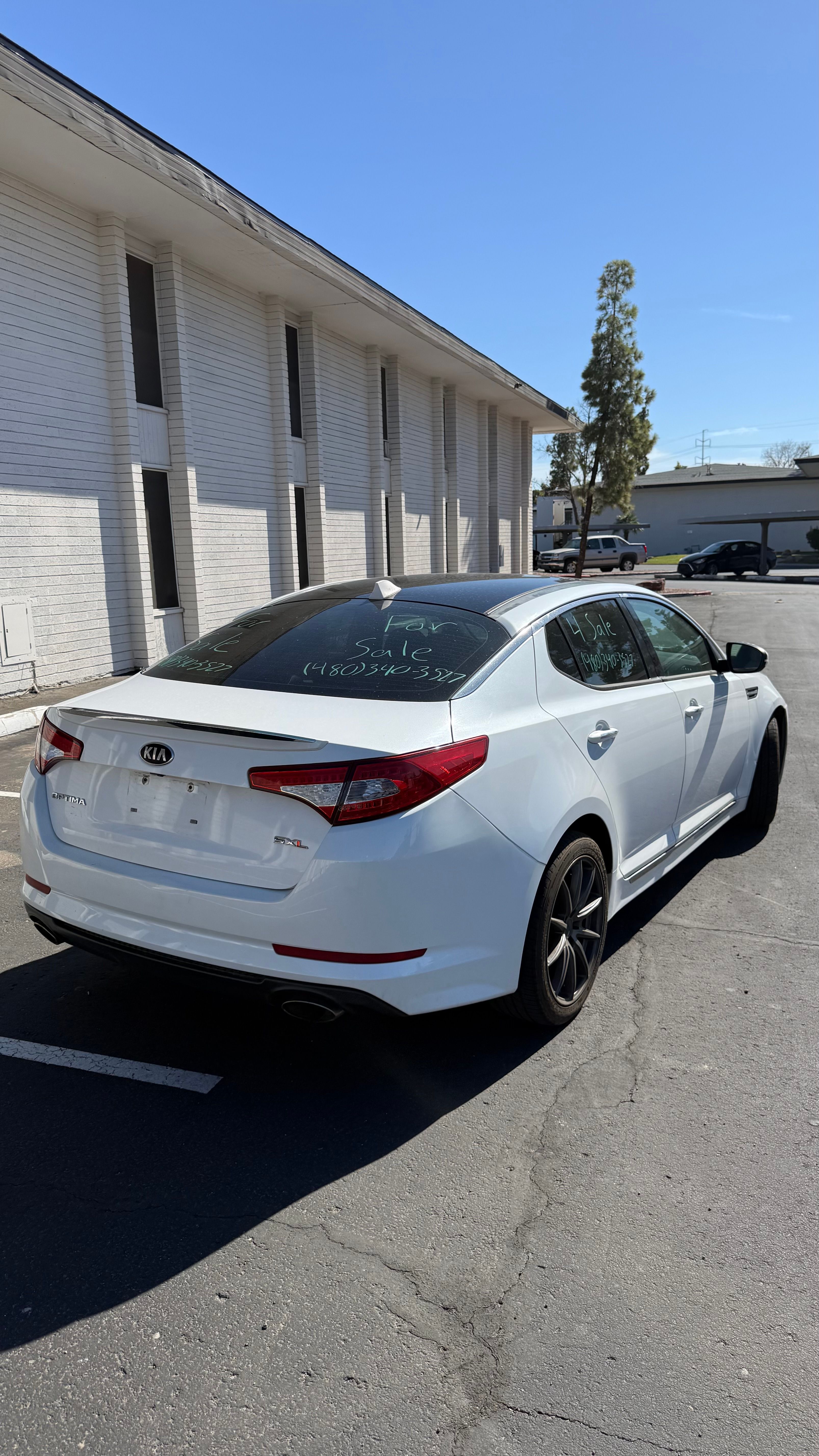 Used 2013 Kia Optima SX w/ Limited Pkg FWD image 4