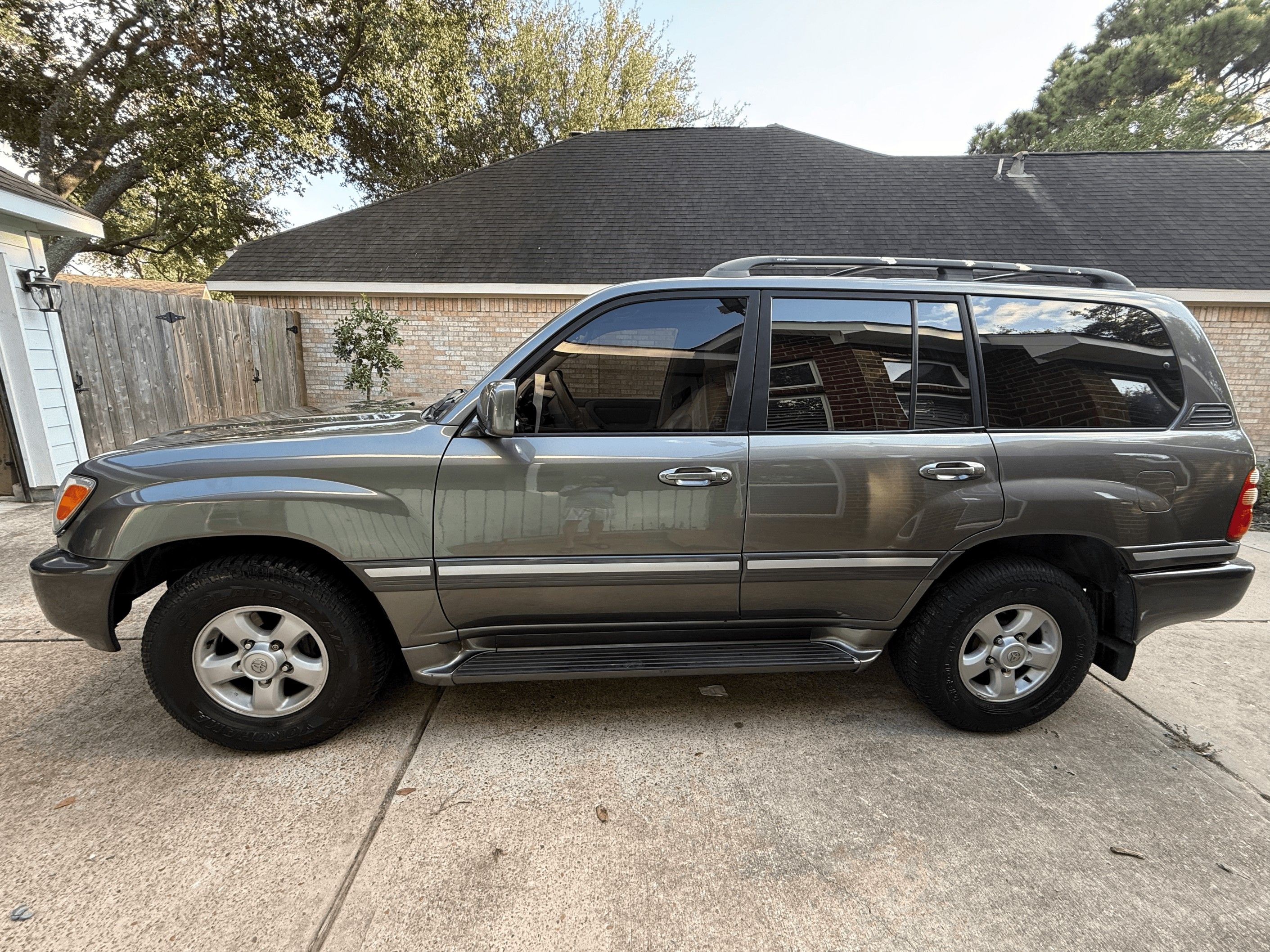 Used 2000 Toyota Land Cruiser AWD/4WD image 5