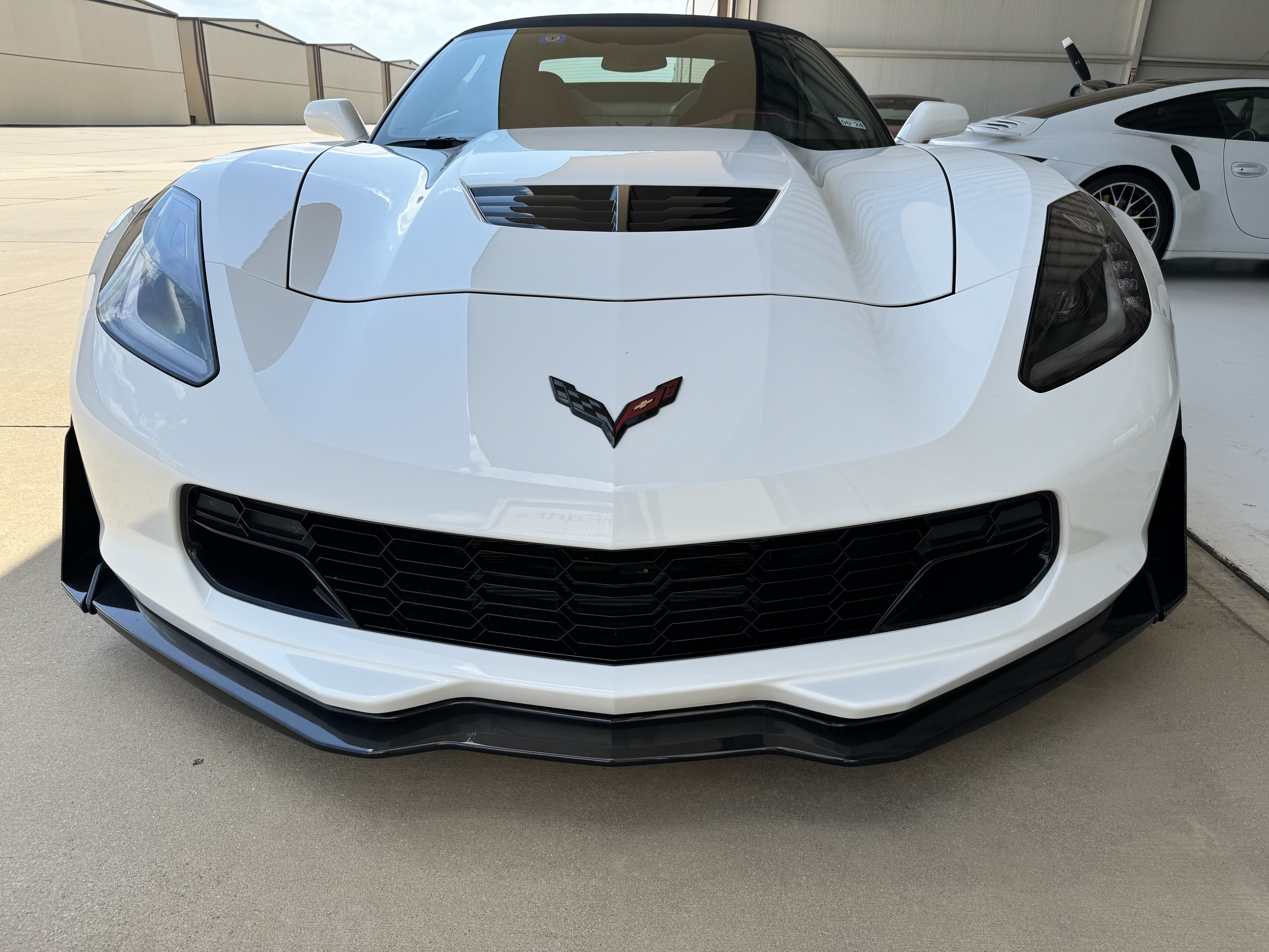 Used 2015 Chevrolet Corvette Z06 w/ 3LZ Preferred Equipment Group RWD image 4