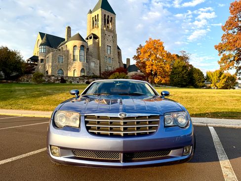 Used 2006 Chrysler Crossfire Limited image 4