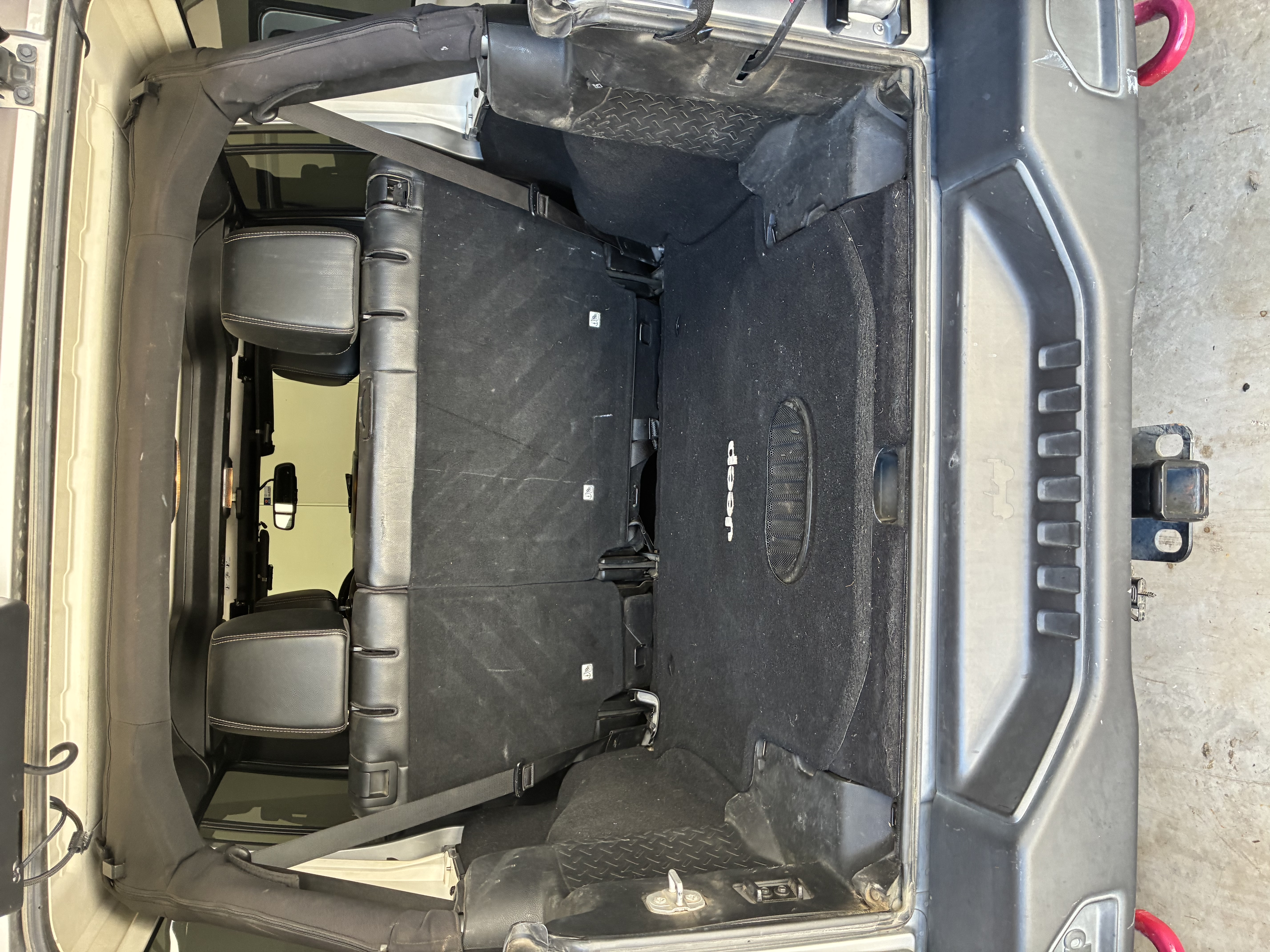 Used 2015 Jeep Wrangler Unlimited Rubicon AWD/4WD image 5