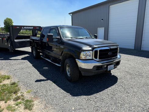 Used 2001 Ford F250 4x4 Crew Cab Super Duty image 2