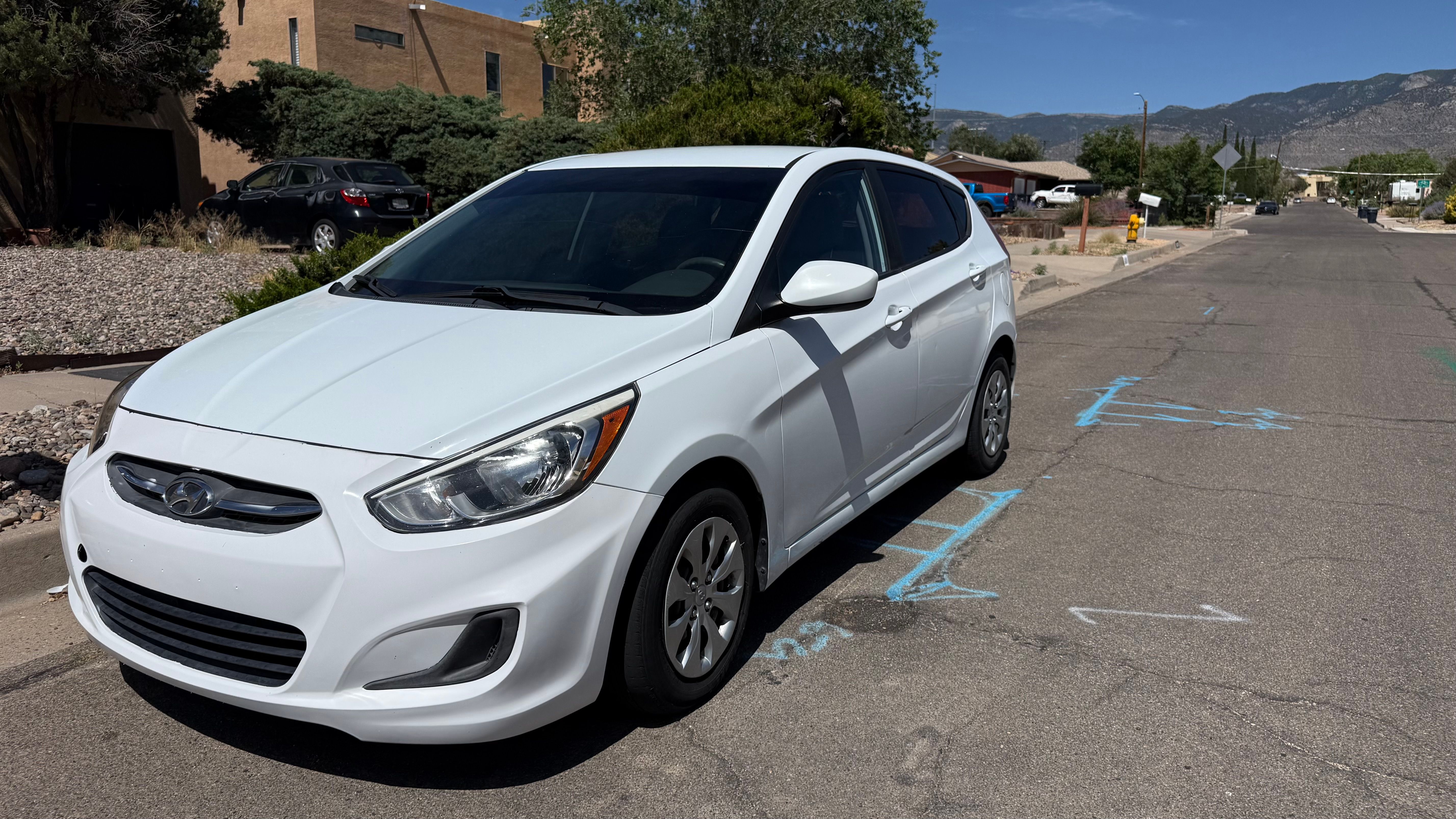 Used 2017 Hyundai Accent SE FWD image 1