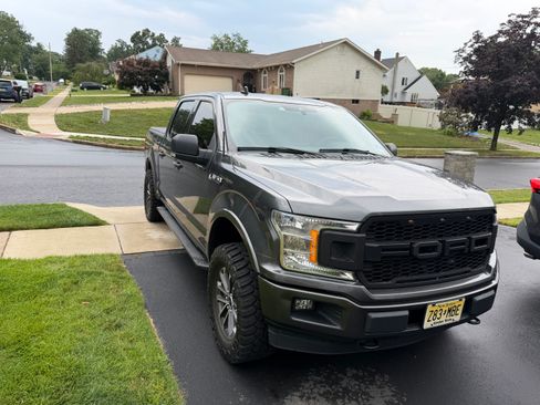 Used 2020 Ford F150 XLT w/ Equipment Group 302A Luxury AWD/4WD image 2