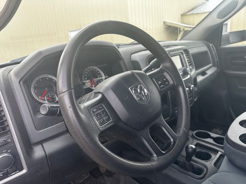 Used 2018 RAM 2500 Tradesman w/ Chrome Appearance Group image 14