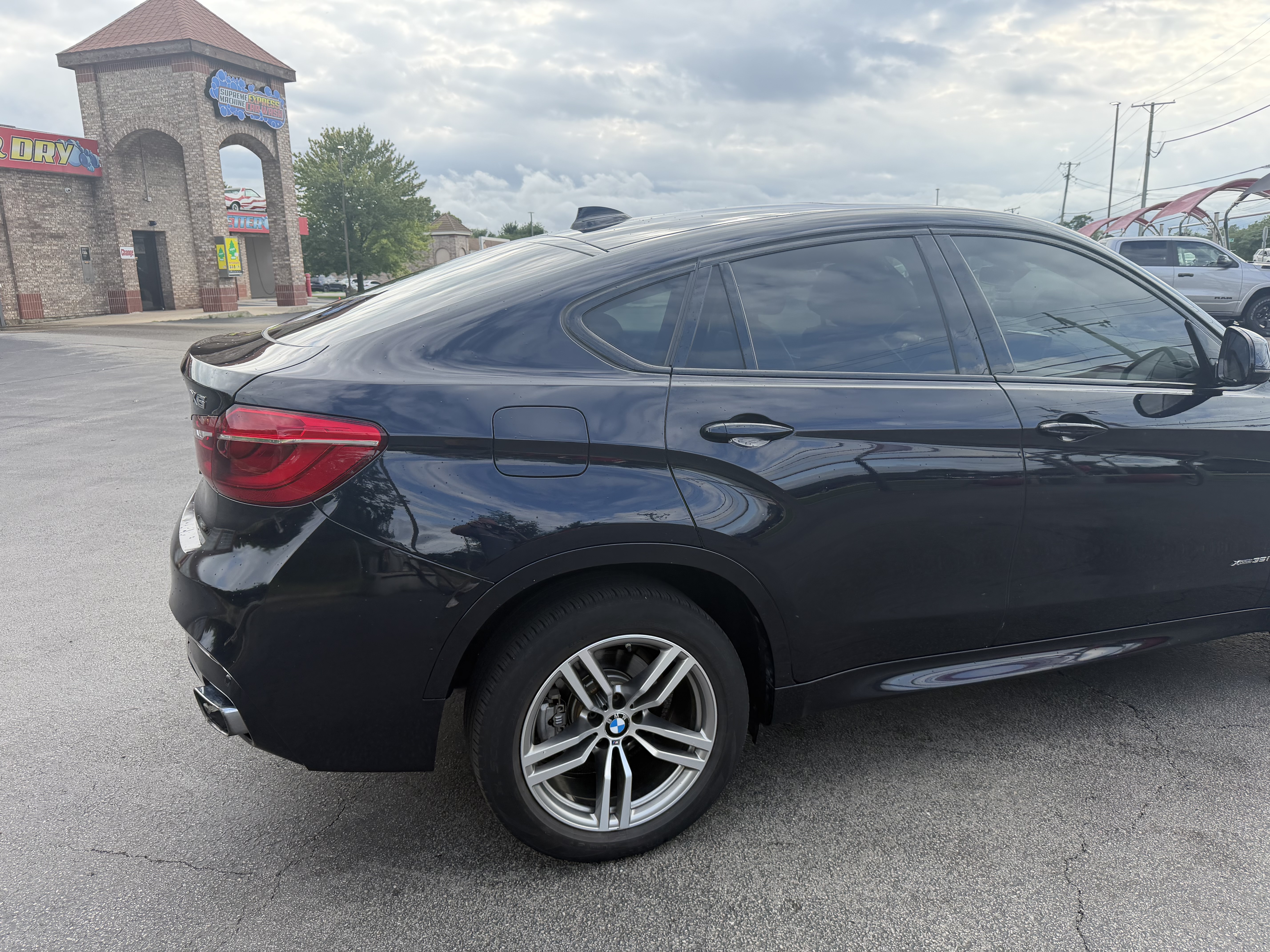 Used 2018 BMW X6 xDrive35i AWD/4WD image 29