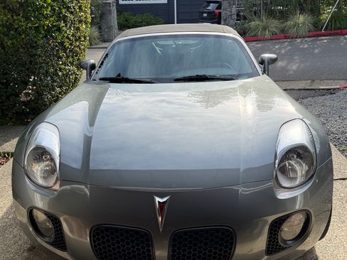 Used 2007 Pontiac Solstice GXP w/ Premium Package image 13