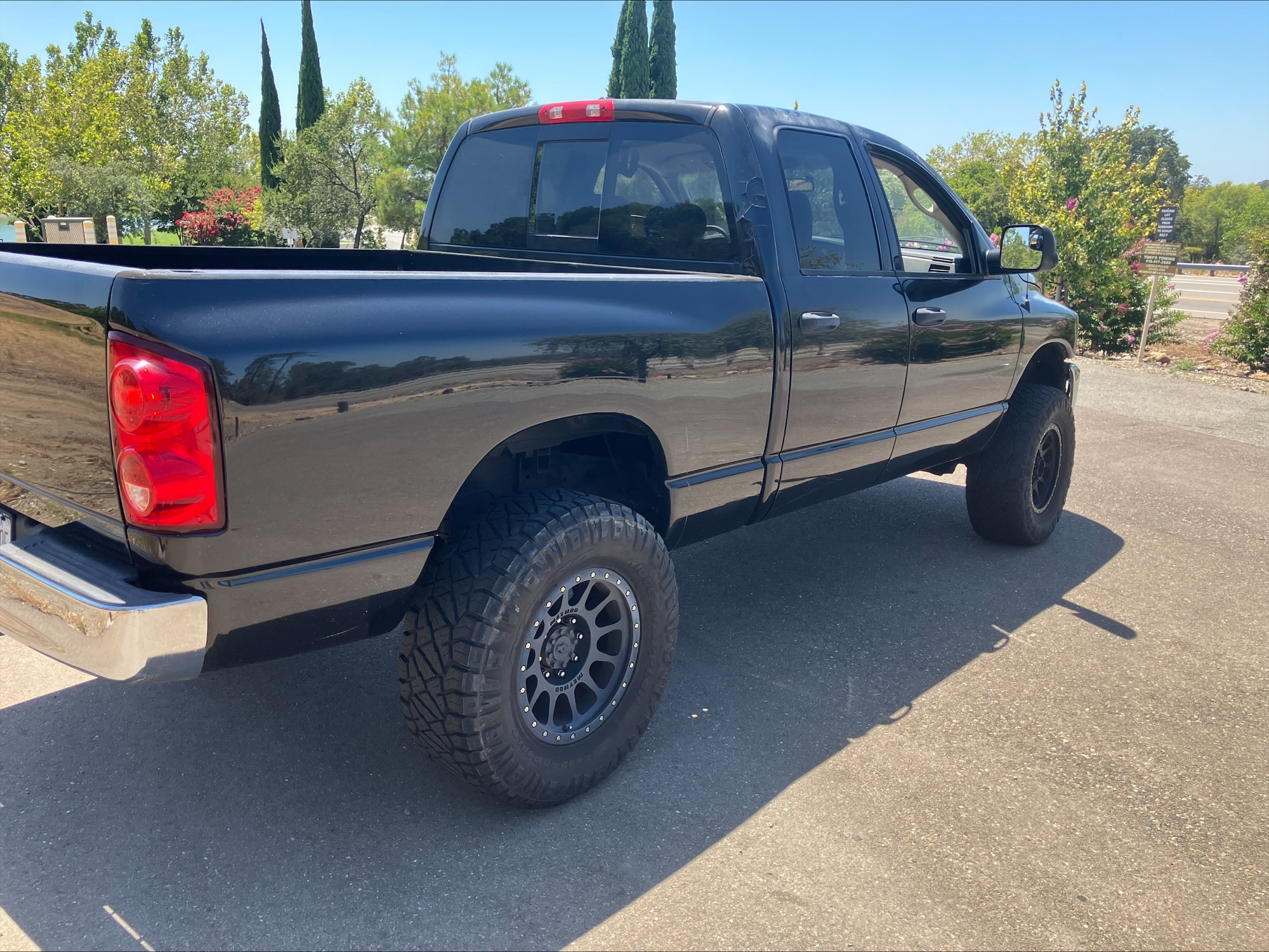 Used 2008 Dodge Ram 2500 Truck SLT w/ Trailer Tow Group AWD/4WD image 4