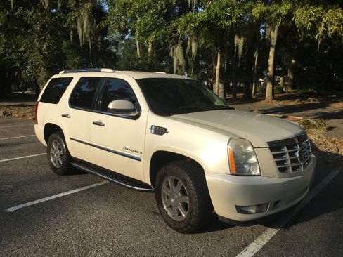 Used 2007 Cadillac Escalade 2WD image 8