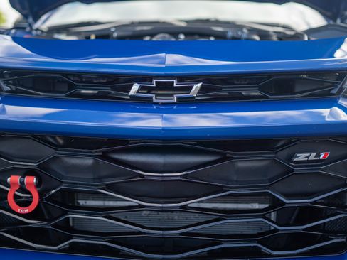 Used 2021 Chevrolet Camaro ZL1 RWD image 23
