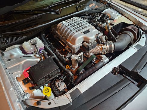 Used 2019 Dodge Challenger SRT Hellcat Redeye image 26