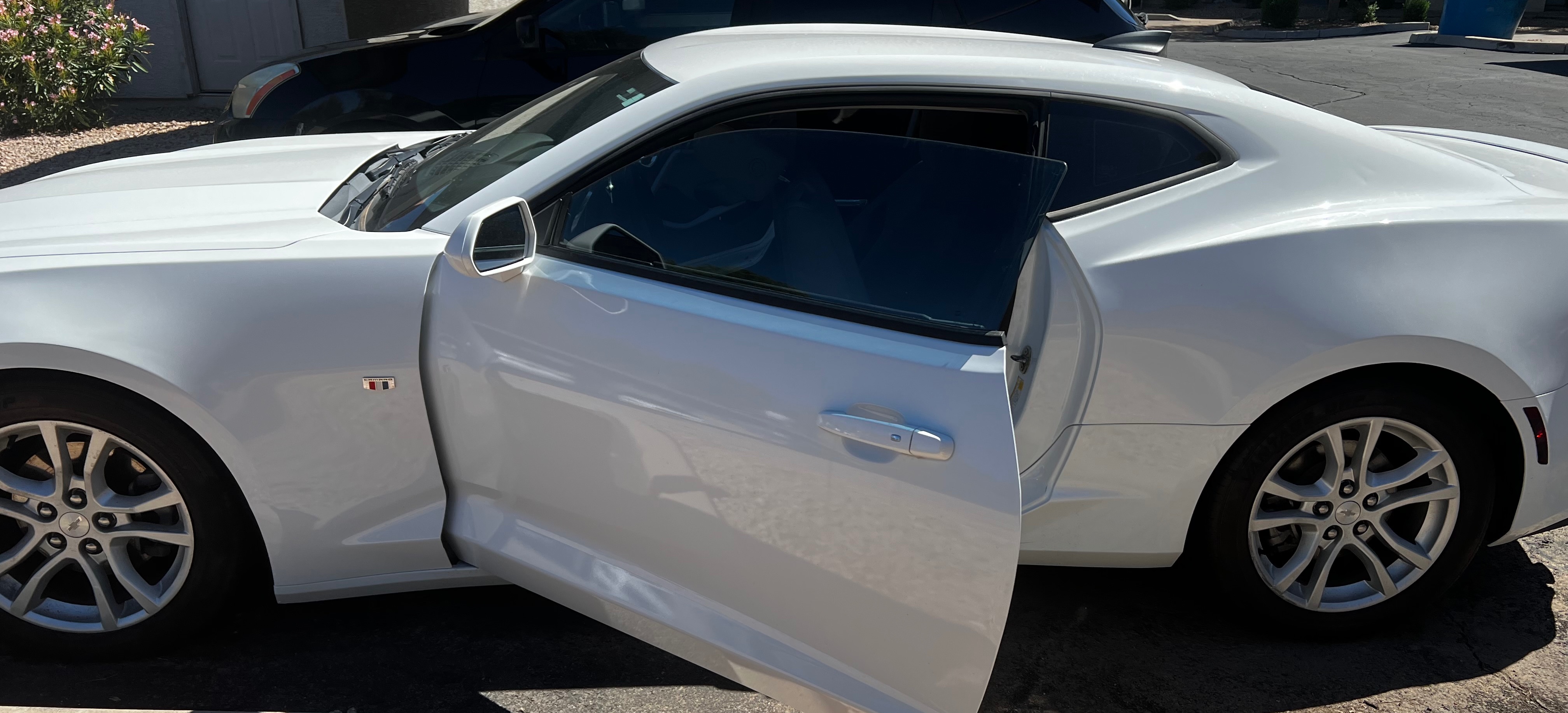 Used 2020 Chevrolet Camaro LS RWD image 10