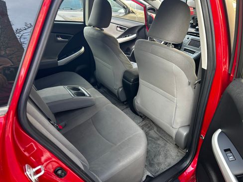 Used 2013 Toyota Prius Three image 23