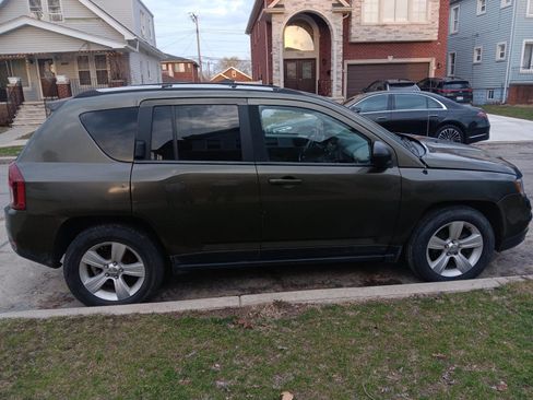 Used 2016 Jeep Compass Sport w/ Power Value Group AWD/4WD image 1