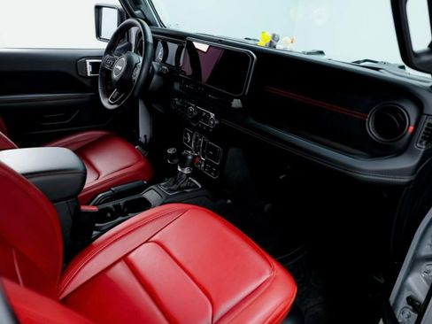 Used 2024 Jeep Wrangler Unlimited Rubicon 392 image 23