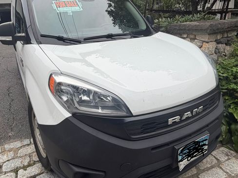 Used 2021 RAM ProMaster City Tradesman FWD image 1
