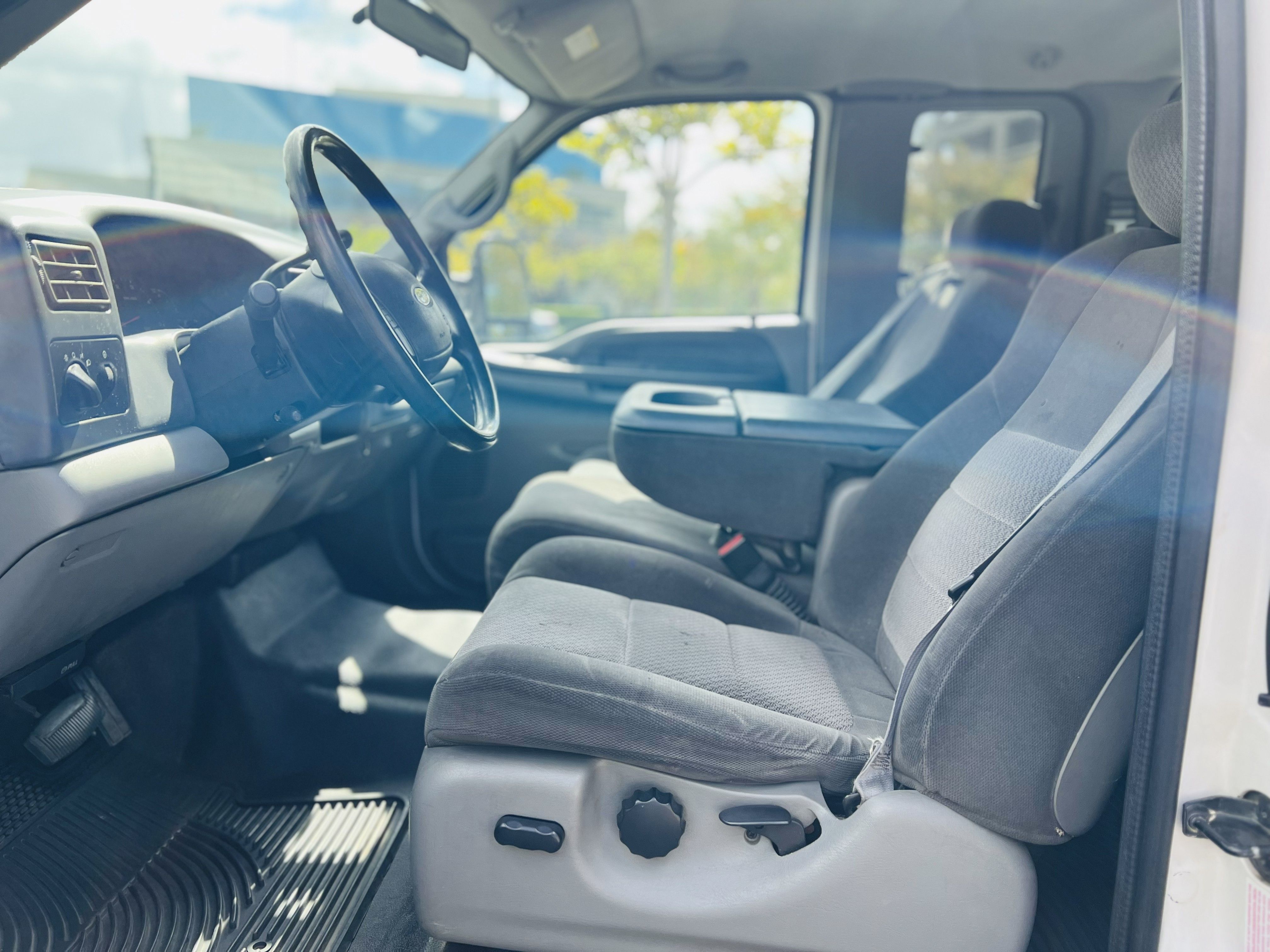 Used 2002 Ford F350 XL RWD image 10