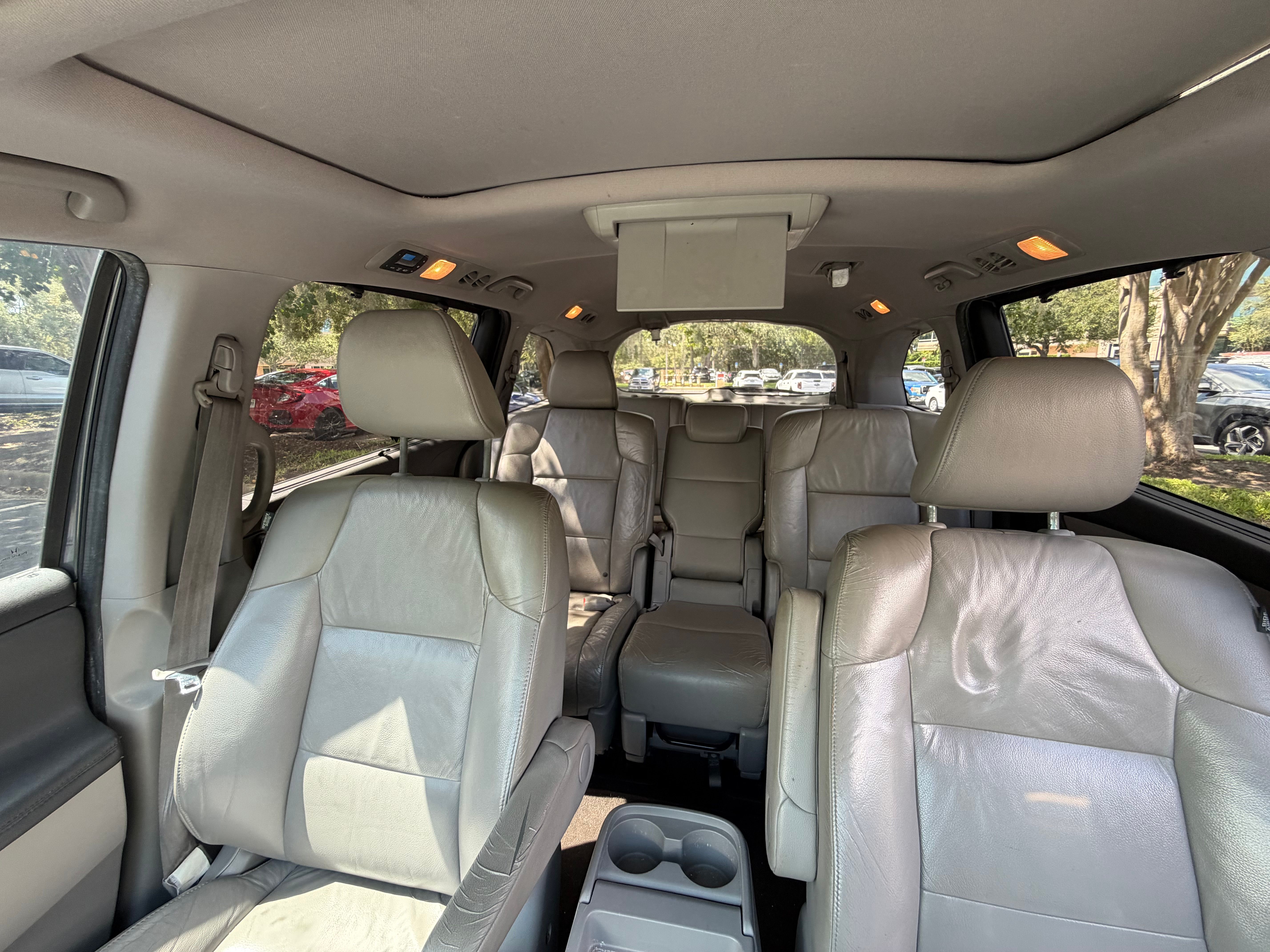 Used 2011 Honda Odyssey EX-L image 4