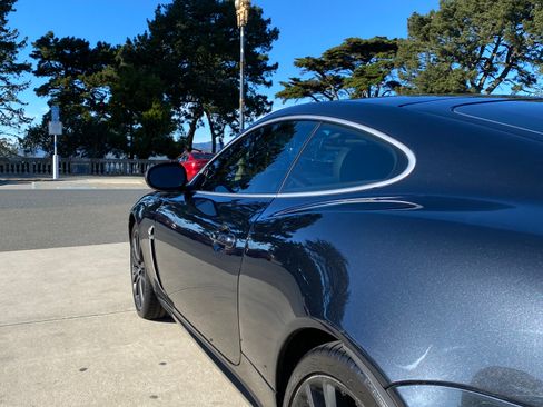 Used 2007 Jaguar XKR R image 19