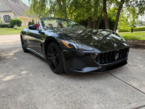 Used 2018 Maserati GranTurismo MC RWD image 9