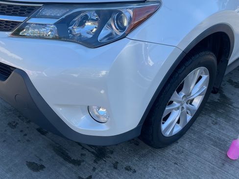 Used 2014 Toyota RAV4 Limited w/ Technology Package image 9