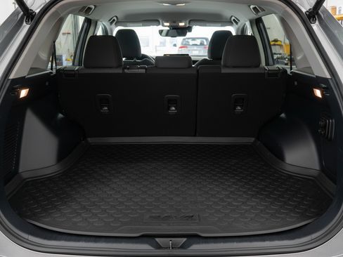 Used 2025 Toyota RAV4 XSE w/ Premium Package image 11