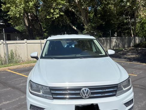 Used 2018 Volkswagen Tiguan SE FWD image 5