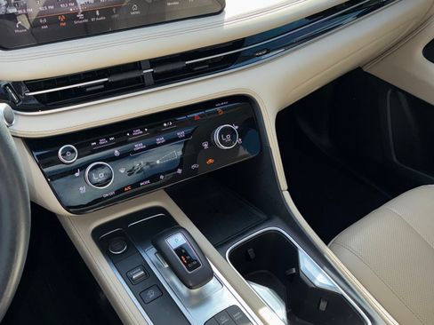 Used 2023 INFINITI QX60 Luxe w/ Cargo Package image 11