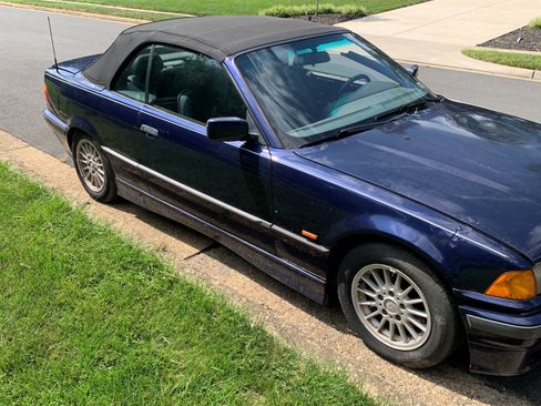 Used 1997 BMW 328i Convertible image 2