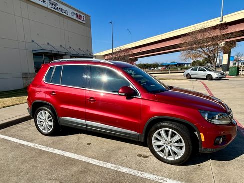 Used 2014 Volkswagen Tiguan SE image 1