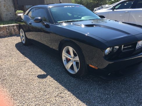 Used 2008 Dodge Challenger SRT8 image 2