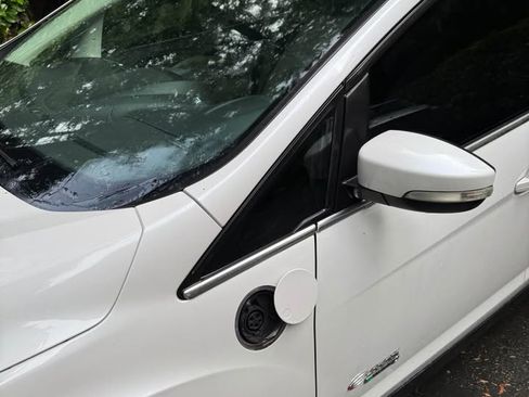 Used 2013 Ford C-MAX Energi SEL image 5