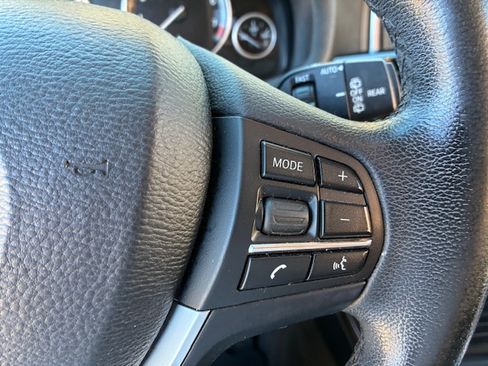 Used 2017 BMW X3 xDrive28i image 25