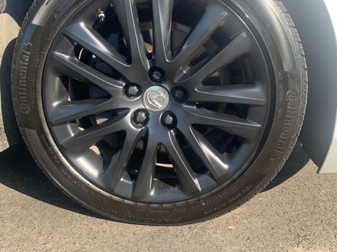 Used 2015 Lexus LS 460 w/ Comfort Package image 13